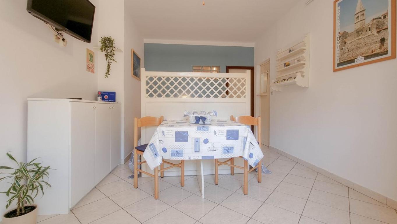 Alma One Apartment Новиград Екстериор снимка